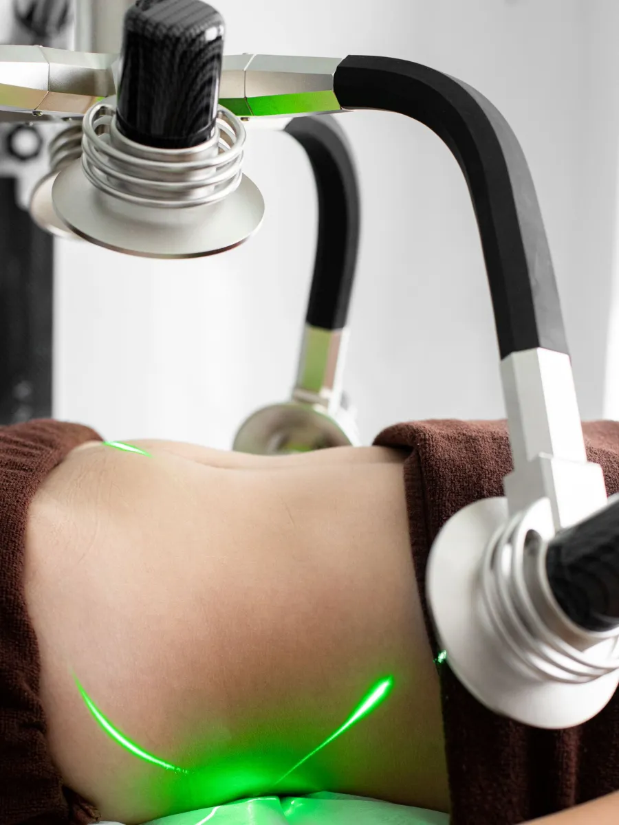 Body contouring treatment session, illustrative image
