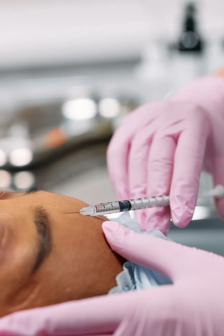 Cosmetic injection treatment procedure, illustrative image