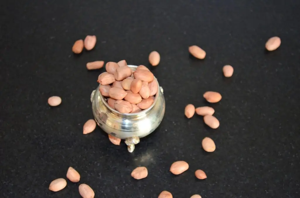 Probiotic capsules for gut and skin health